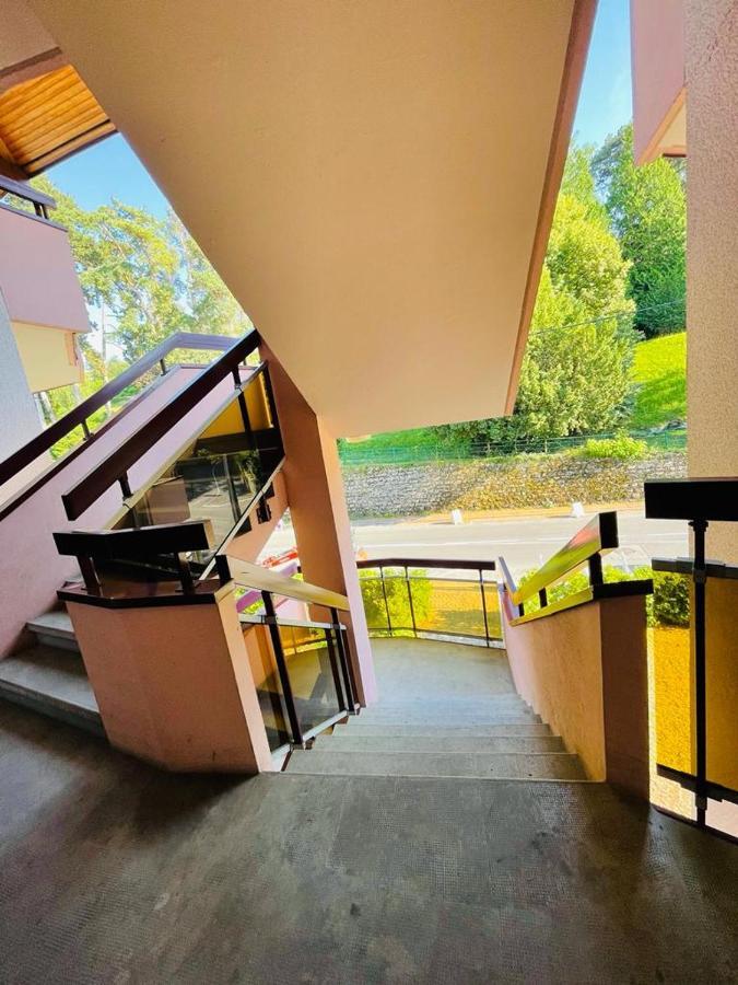 F2 Pres Debarcadere, En Centre Ville, Des Thermes Les Bains 2 Etoiles *