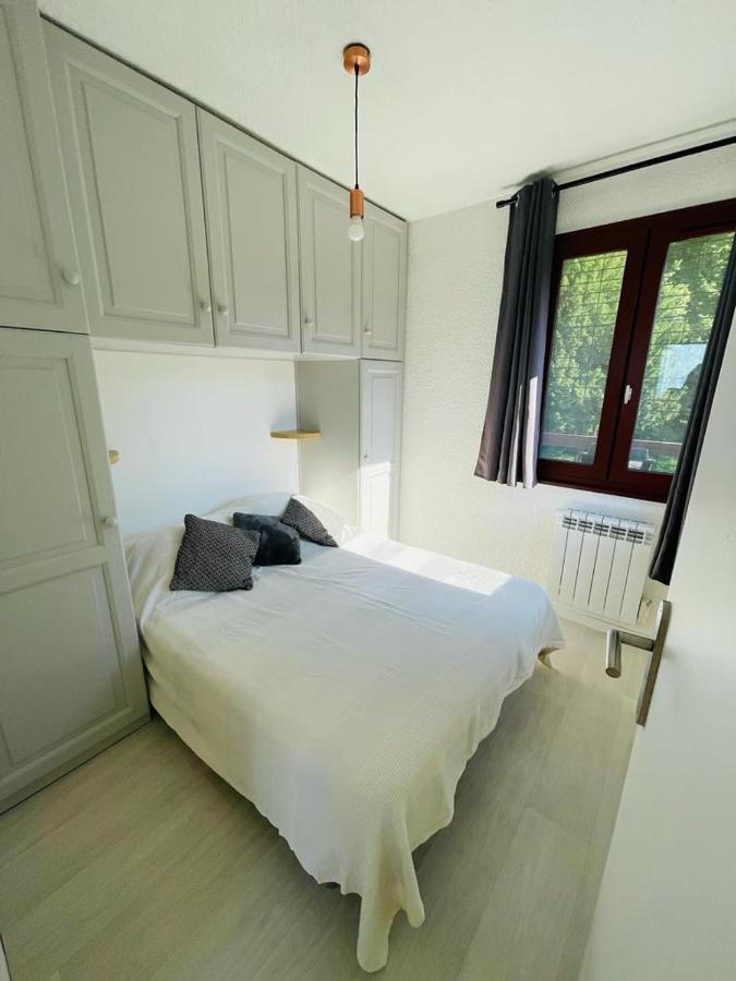 F2 Pres Debarcadere, En Centre Ville, Des Thermes Les Bains 2 Etoiles Apartment *